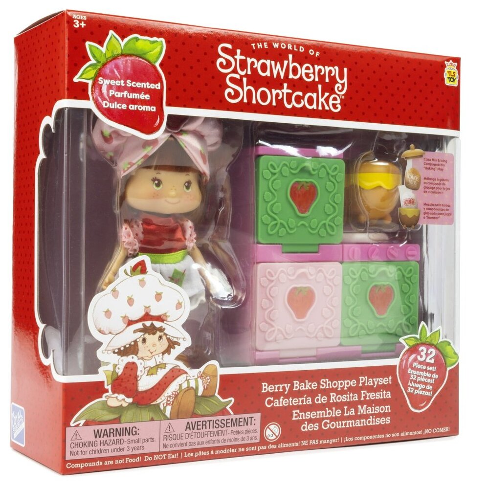 The World of Strawberry Shortcake Berry Bake Shoppe 32 Piece Playset & Doll NEW